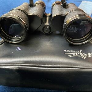 Tasco Black Binoculars with Case, zip 2002